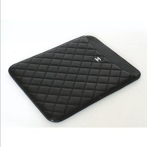 🚫SOLD🚫CHANEL BLACK IPAD HOLDER ENTRUPY AUTHENTICATED🚫SOLD🚫
